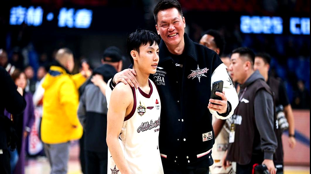 关于雄鹿观众热烈欢呼！，东契奇迎来七赛季出色发挥引发球迷热议的信息